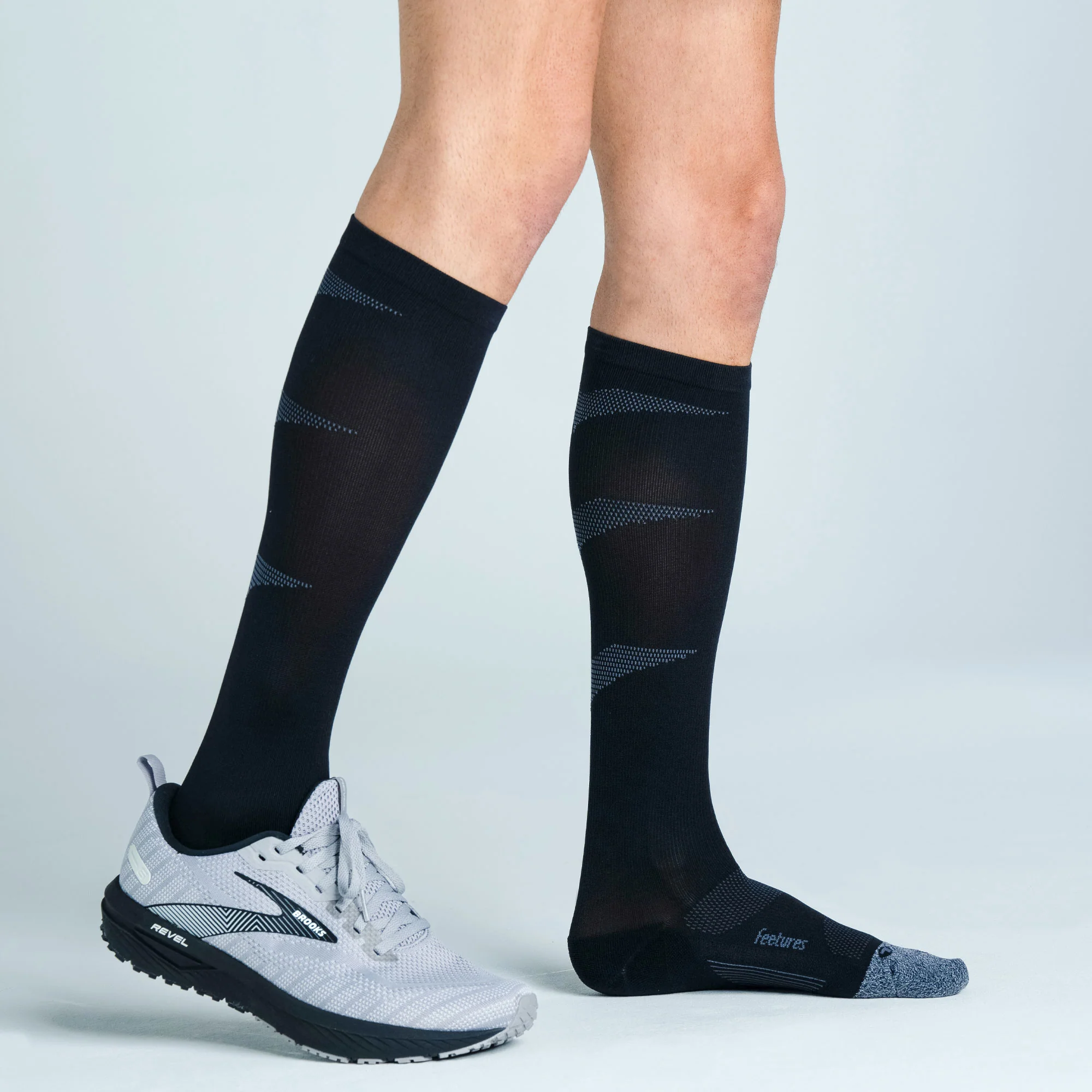 Graduated Compression Light Cushion Knee High 3 Pack - Image 12